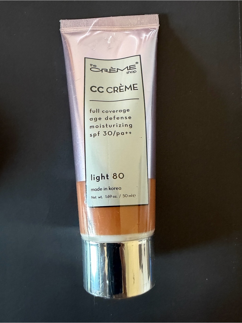CC Crème Full Coverage Moisturizing SPF 30+ -
6 different shades available - Picture 9 of 9
